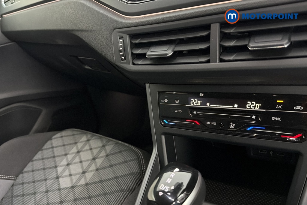 Volkswagen Polo R-Line Automatic Petrol Hatchback - Stock Number (1681690) - 12th supplementary image