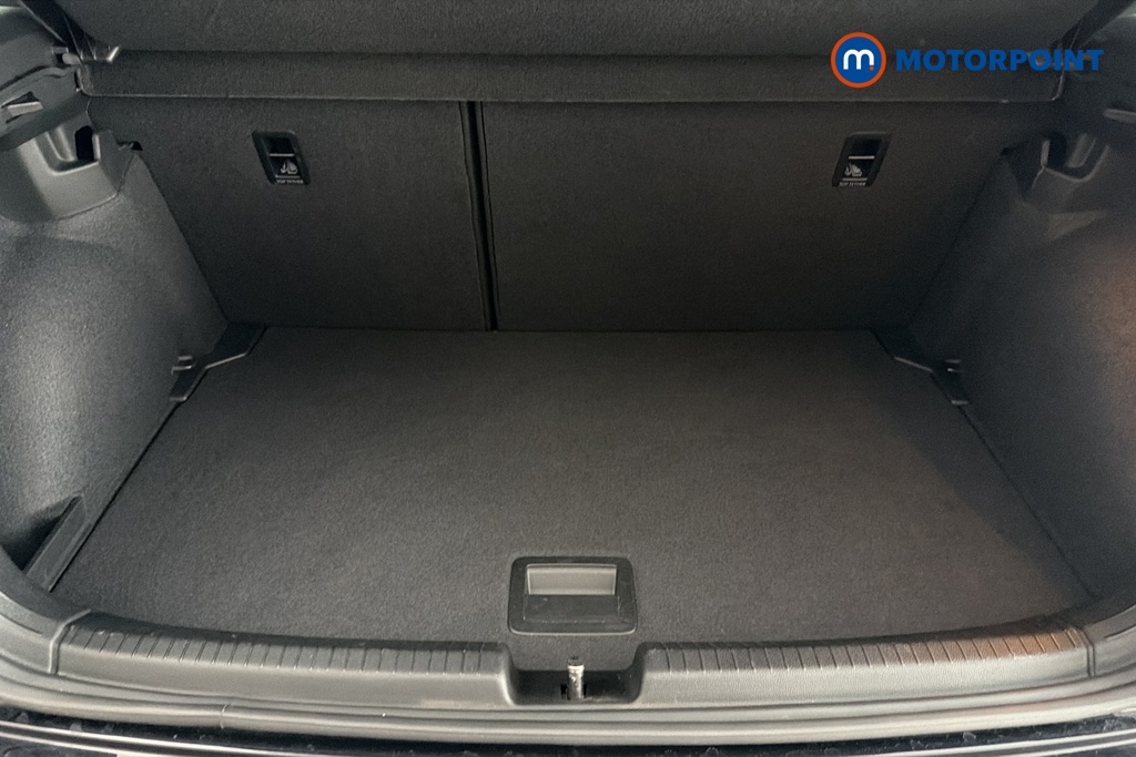 Volkswagen Polo R-Line Automatic Petrol Hatchback - Stock Number (1681690) - 30th supplementary image