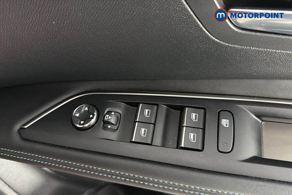 Peugeot 3008 Allure Premium-Plus Automatic Petrol SUV - Stock Number (1682159) - 19th supplementary image