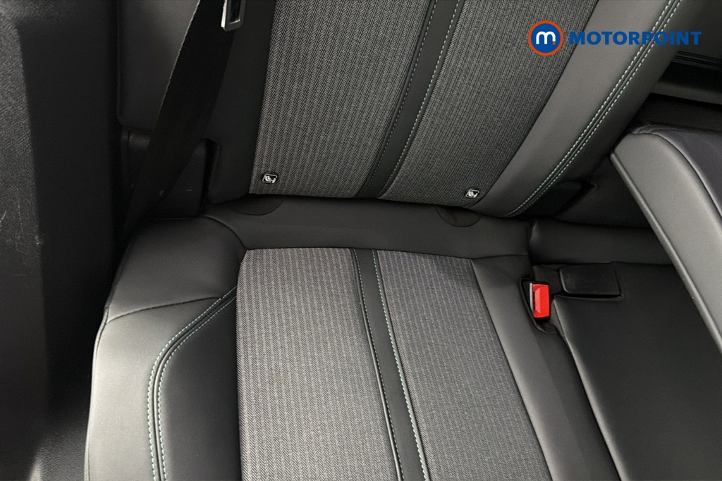 Peugeot 3008 Allure Premium-Plus Automatic Petrol SUV - Stock Number (1682159) - 27th supplementary image