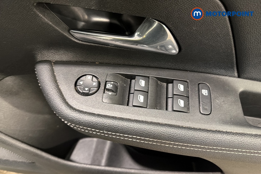 Vauxhall Mokka Ultimate Automatic Electric SUV - Stock Number (1682391) - 19th supplementary image