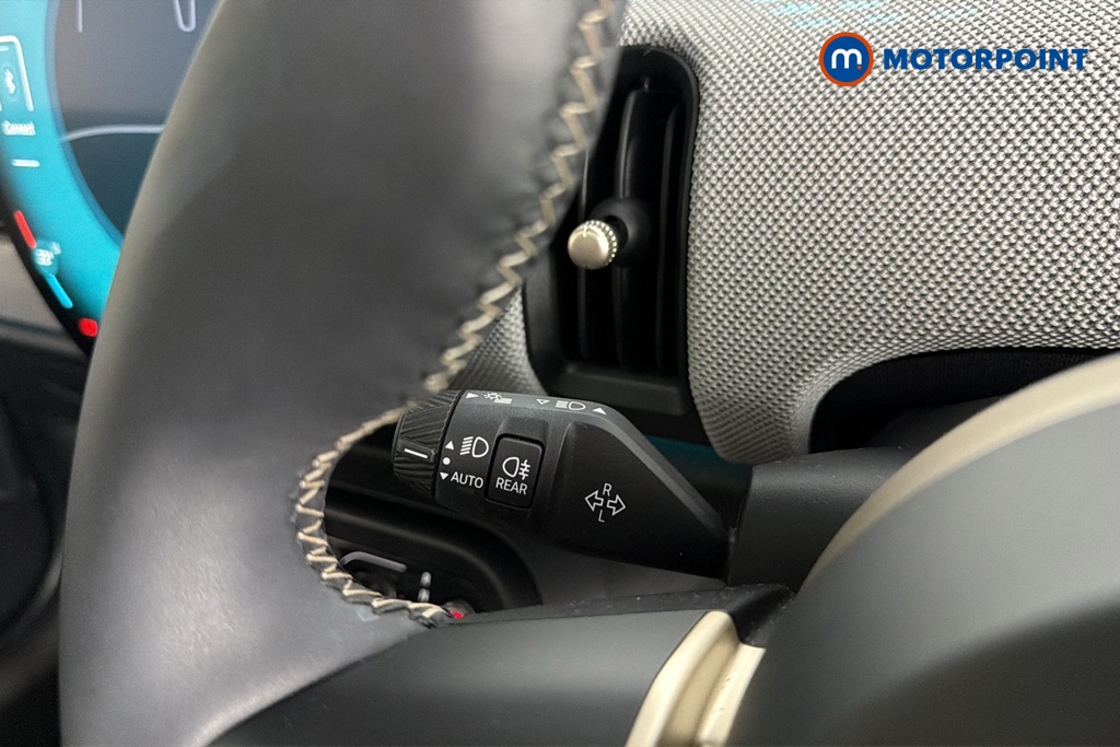 Mini Cooper C Exclusive Automatic Petrol Hatchback - Stock Number (1682454) - 5th supplementary image