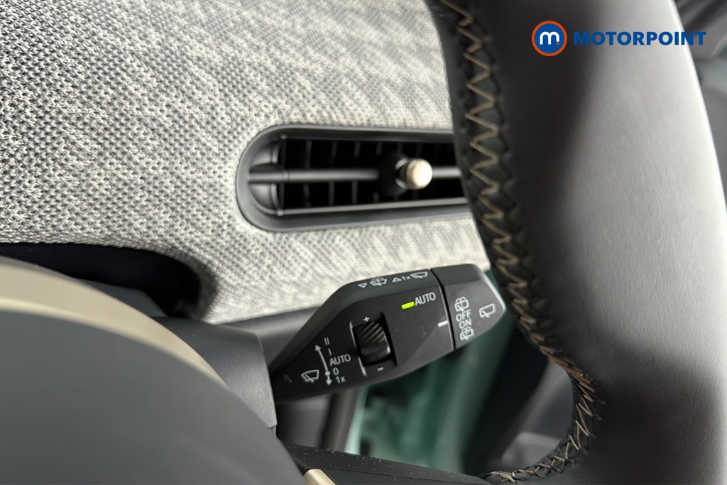 Mini Cooper C Exclusive Automatic Petrol Hatchback - Stock Number (1682454) - 6th supplementary image