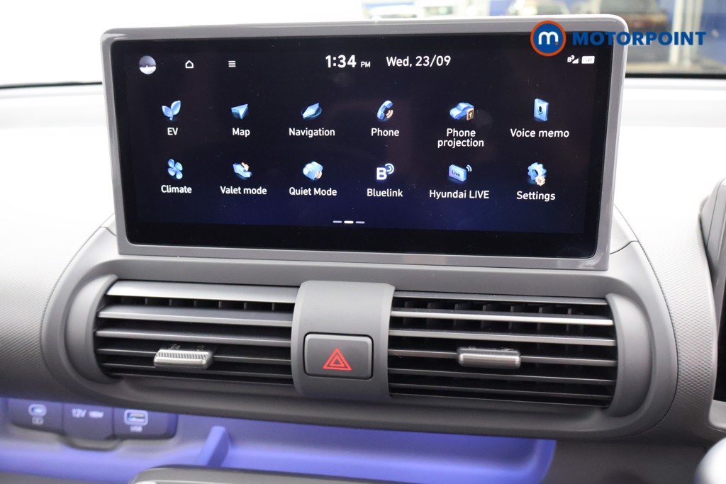 Hyundai Inster Cross Automatic Electric SUV - Stock Number (1682554) - 9th supplementary image