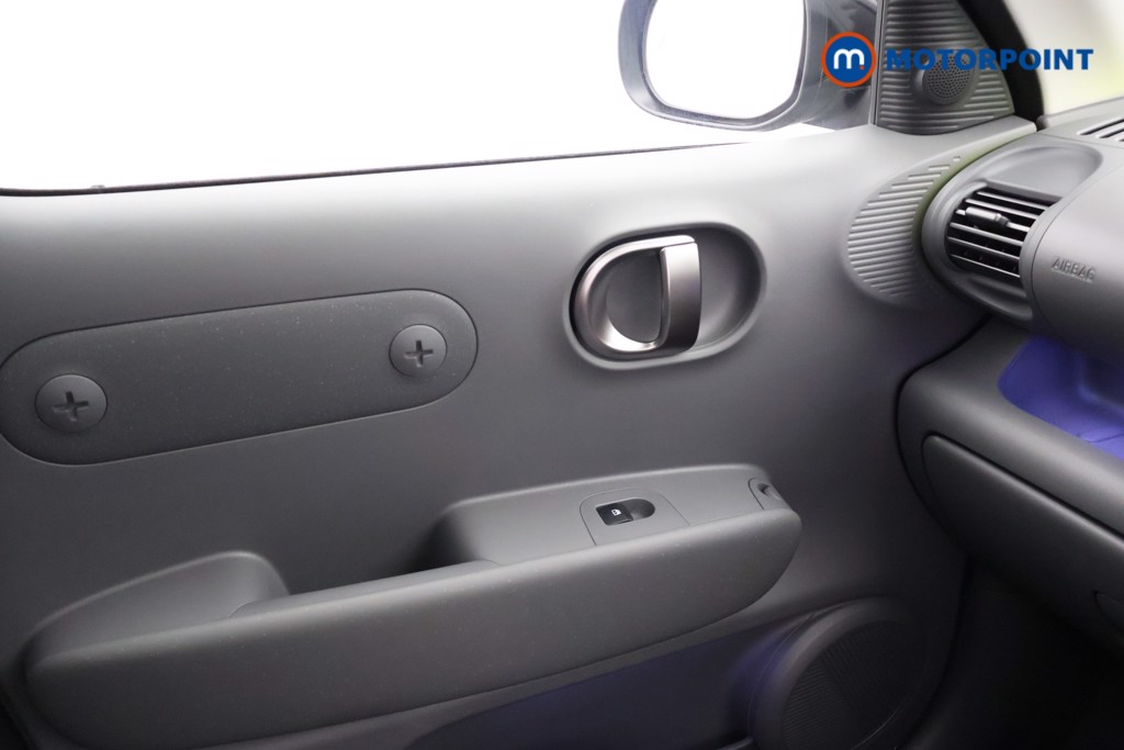 Hyundai Inster Cross Automatic Electric SUV - Stock Number (1682554) - 14th supplementary image