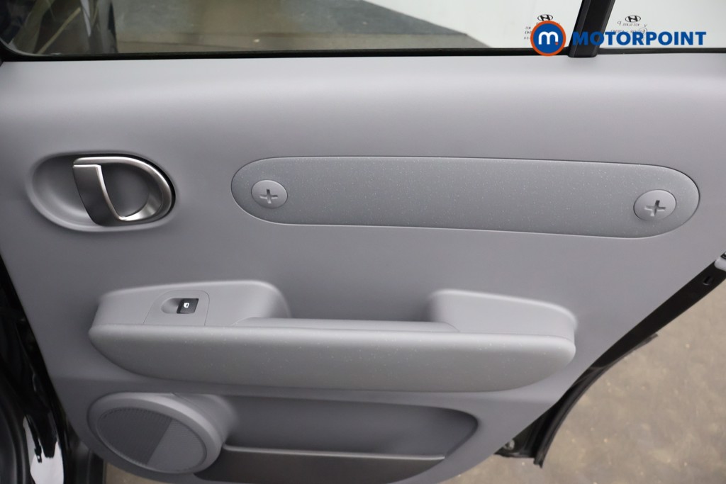 Hyundai Inster Cross Automatic Electric SUV - Stock Number (1682554) - 25th supplementary image