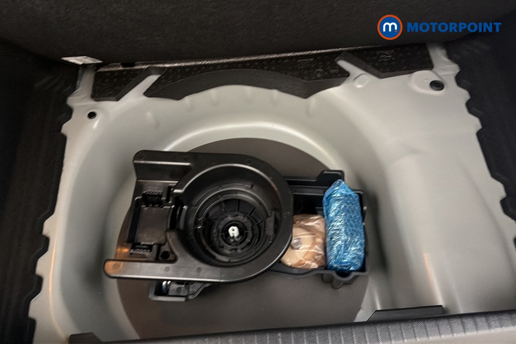 Vauxhall Corsa YES Manual Petrol Hatchback - Stock Number (1639764) - 33rd supplementary image