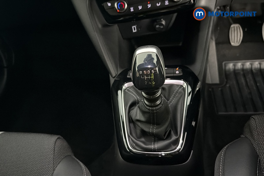 Vauxhall Corsa YES Manual Petrol Hatchback - Stock Number (1639893) - 15th supplementary image