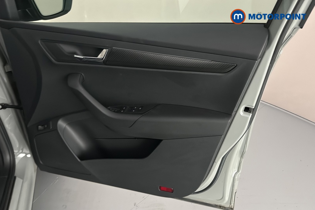 Skoda Karoq Sportline Automatic Petrol SUV - Stock Number (1669530) - 18th supplementary image