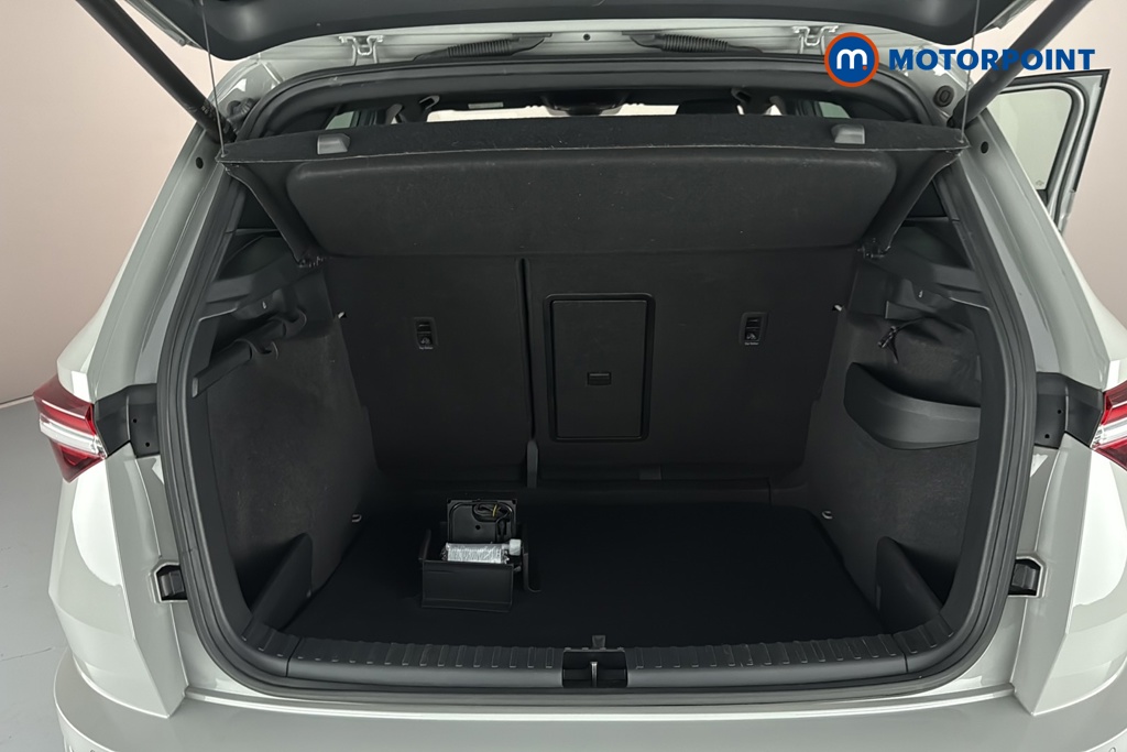 Skoda Karoq Sportline Automatic Petrol SUV - Stock Number (1669530) - 30th supplementary image