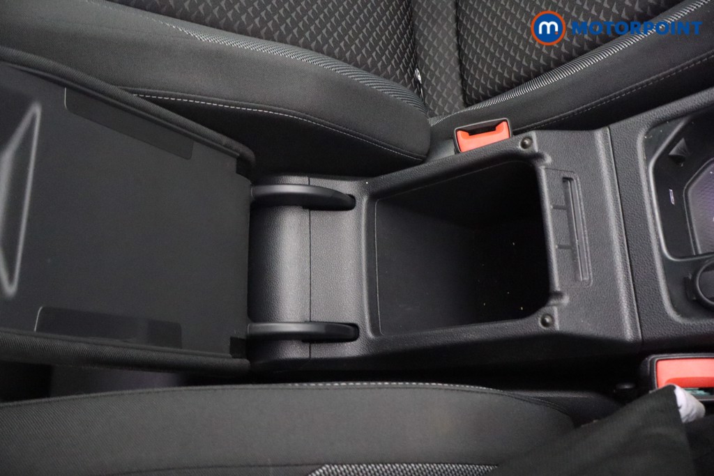 Volkswagen Golf Active Manual Petrol Hatchback - Stock Number (1671532) - 20th supplementary image