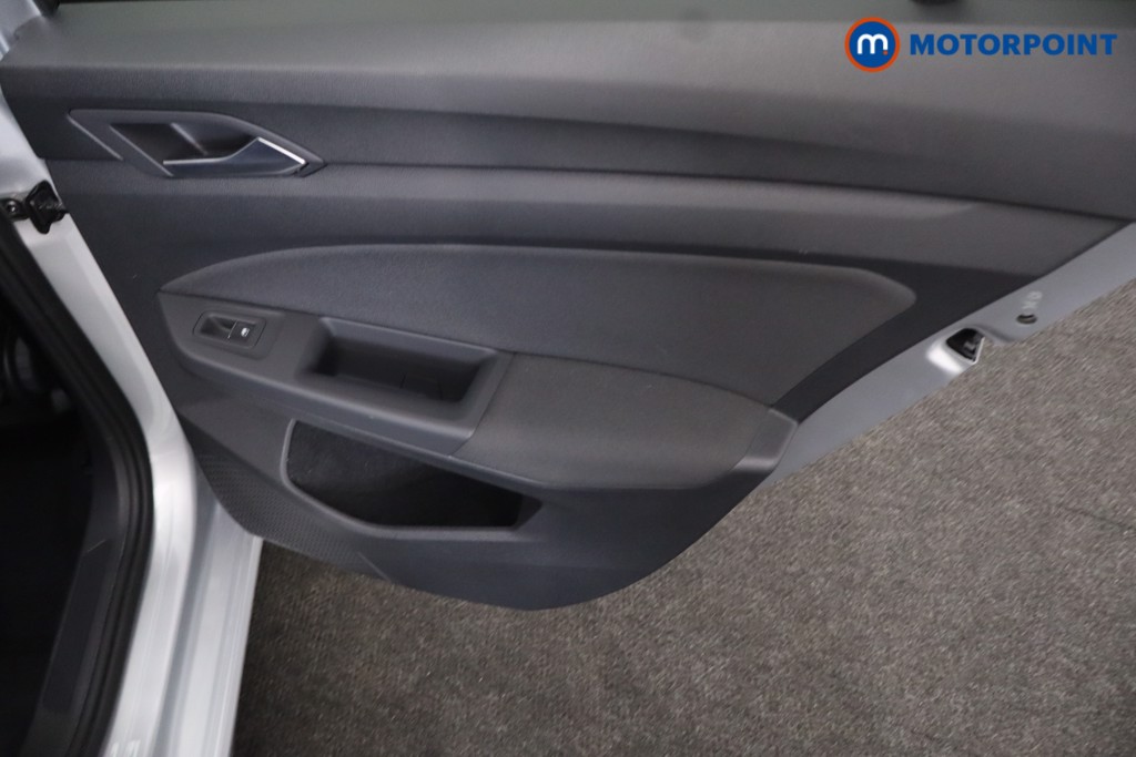 Volkswagen Golf Active Manual Petrol Hatchback - Stock Number (1671532) - 29th supplementary image