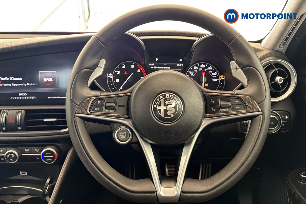 Alfa Romeo Giulia Veloce Automatic Petrol Saloon - Stock Number (1671676) - 2nd supplementary image