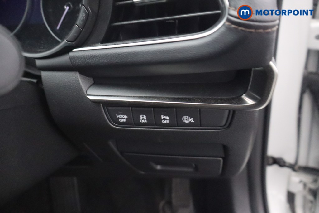 Mazda 3 Exclusive-Line Automatic Petrol Hatchback - Stock Number (1672710) - 13th supplementary image