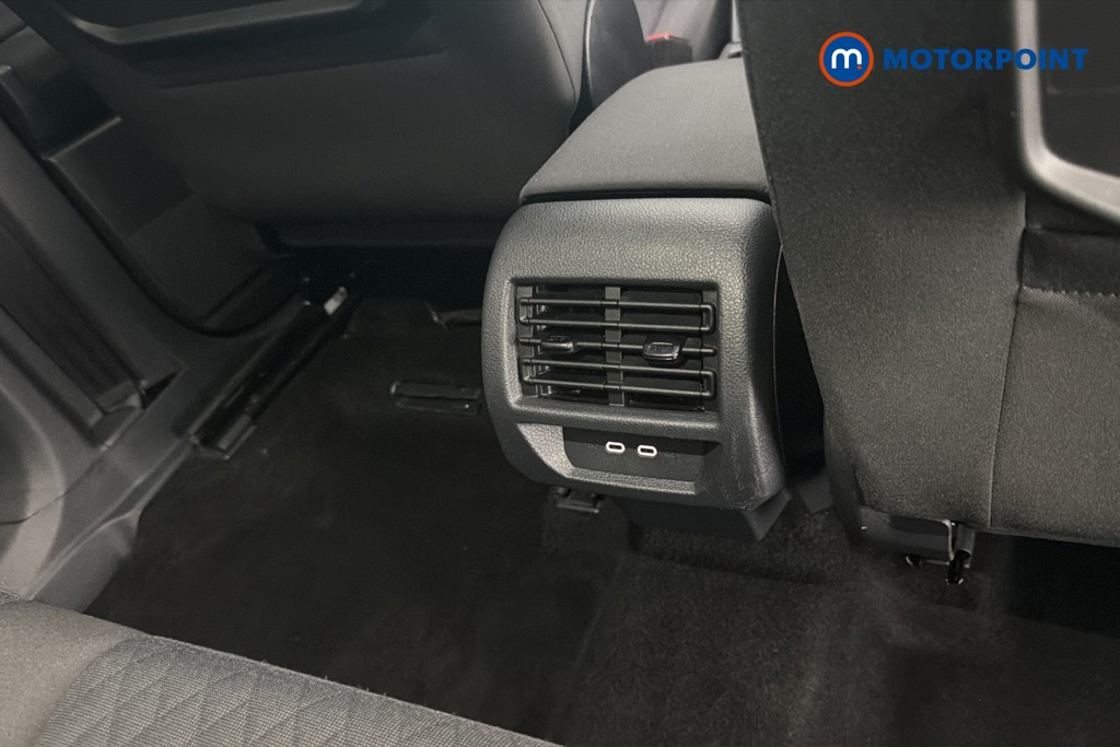 Volkswagen Caddy Maxi Life Automatic Petrol People Carrier - Stock Number (1673851) - 28th supplementary image