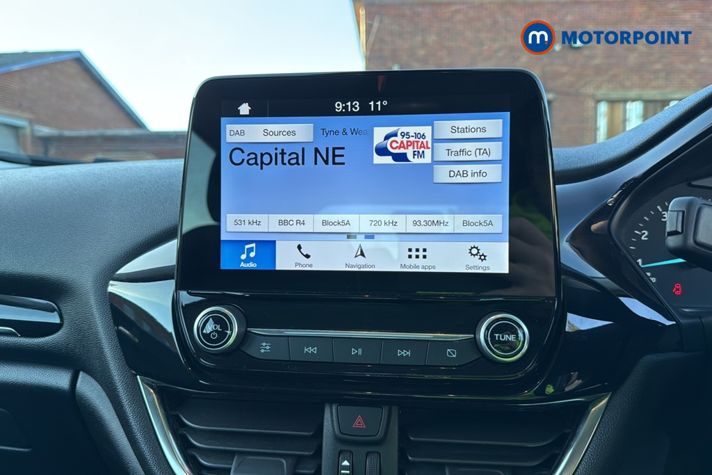Ford Fiesta Zetec Manual Petrol Hatchback - Stock Number (1673859) - 8th supplementary image
