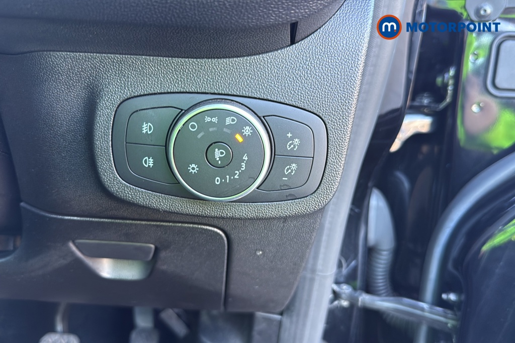 Ford Fiesta Zetec Manual Petrol Hatchback - Stock Number (1673859) - 11th supplementary image