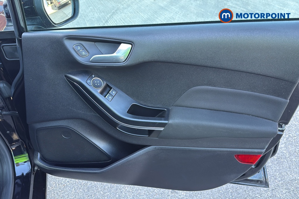 Ford Fiesta Zetec Manual Petrol Hatchback - Stock Number (1673859) - 18th supplementary image
