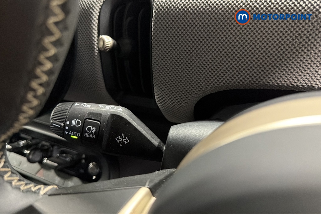 Mini Cooper C Exclusive Automatic Petrol Hatchback - Stock Number (1675054) - 5th supplementary image