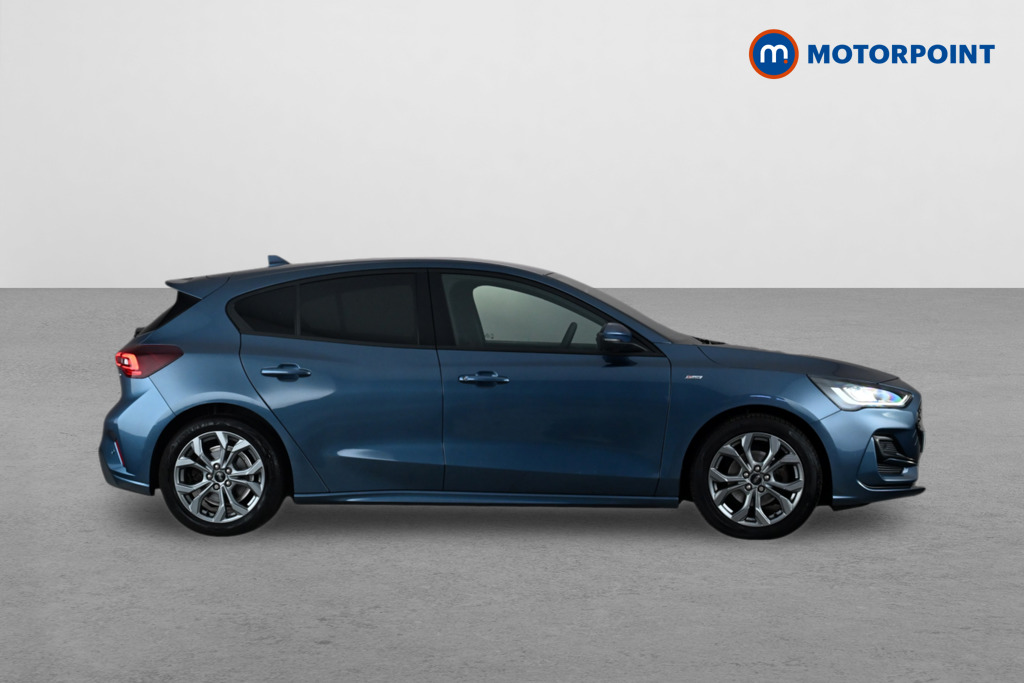 Ford Focus St-Line Edition Manual Petrol Hatchback - Stock Number (1675117) - Drivers side