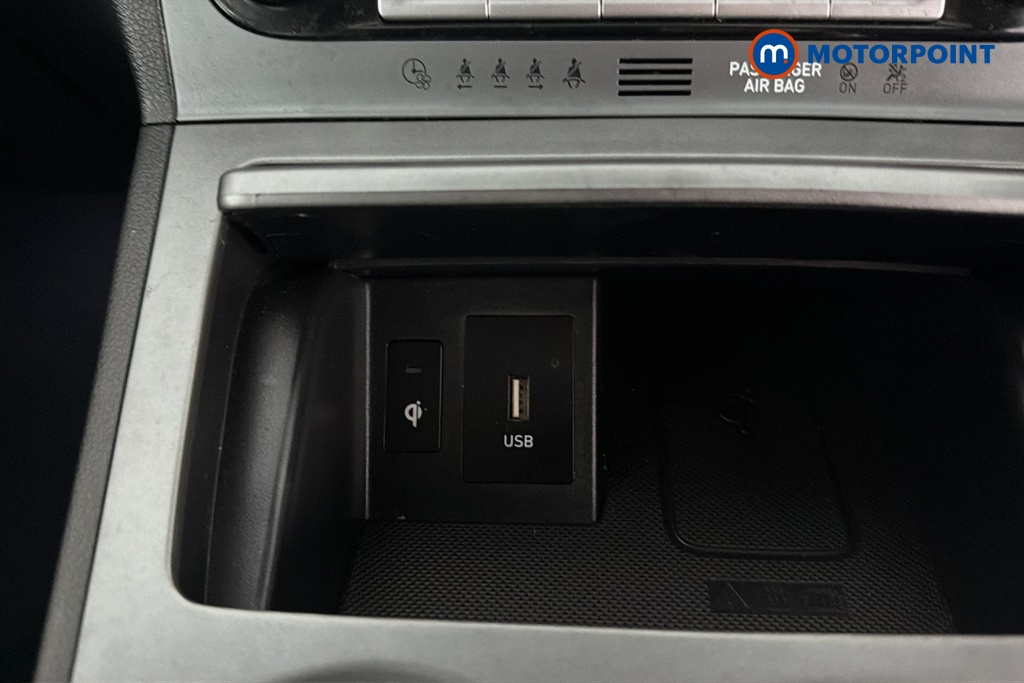 Hyundai Kona Premium Automatic Electric SUV - Stock Number (1675805) - 17th supplementary image