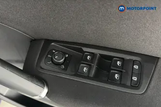 Volkswagen Touran Match Manual Petrol People Carrier - Stock Number (1675982) - 19th supplementary image