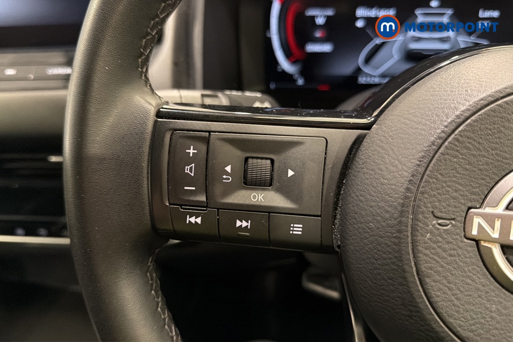 Nissan Qashqai N-Connecta Manual Petrol SUV - Stock Number (1676022) - 4th supplementary image