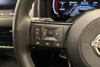 Nissan Qashqai N-Connecta Manual Petrol SUV - Stock Number (1676022) - 4th supplementary image
