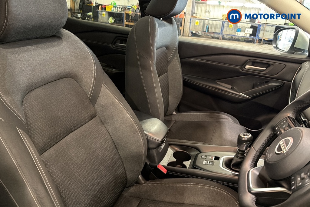 Nissan Qashqai N-Connecta Manual Petrol SUV - Stock Number (1676022) - 22nd supplementary image
