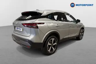 Nissan Qashqai N-Connecta Manual Petrol SUV - Stock Number (1676022) - Passenger side rear corner