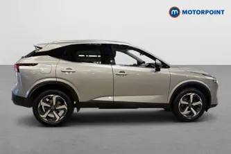 Nissan Qashqai N-Connecta Manual Petrol SUV - Stock Number (1676022) - Passenger side