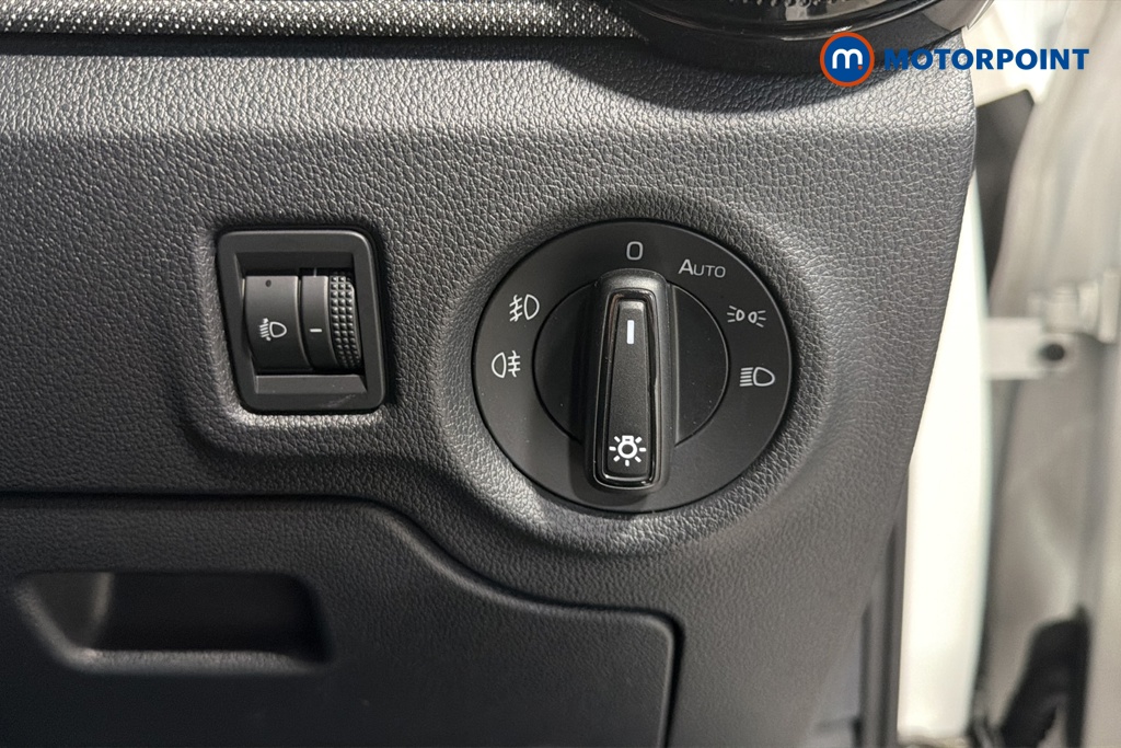 Skoda Fabia Design Edition Manual Petrol Hatchback - Stock Number (1676318) - 11th supplementary image