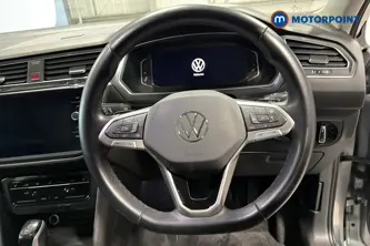 Volkswagen Tiguan Allspace R-Line Automatic Petrol SUV - Stock Number (1676339) - 2nd supplementary image