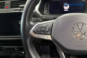 Volkswagen Tiguan Allspace R-Line Automatic Petrol SUV - Stock Number (1676339) - 4th supplementary image