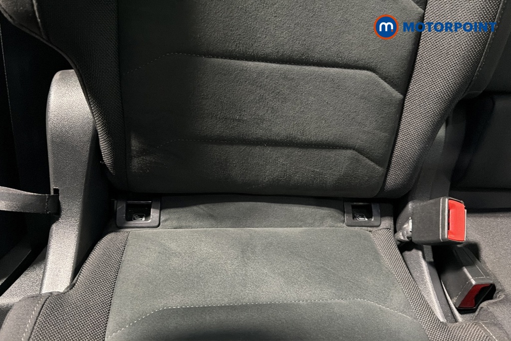 Volkswagen Tiguan Allspace R-Line Automatic Petrol SUV - Stock Number (1676339) - 27th supplementary image