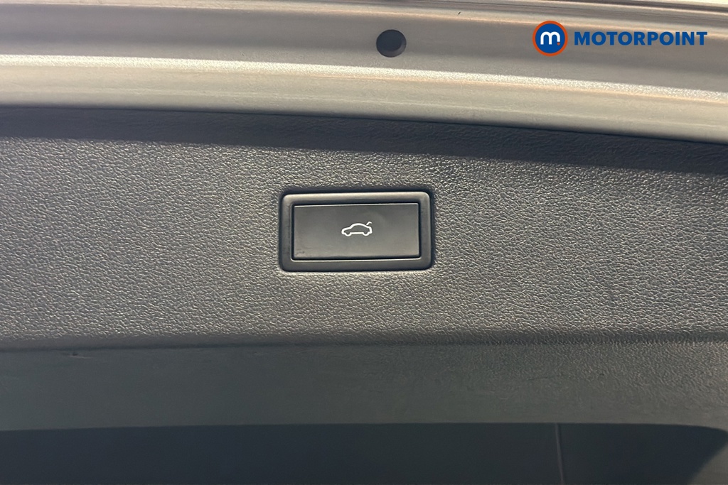 Volkswagen Tiguan Allspace R-Line Automatic Petrol SUV - Stock Number (1676339) - 35th supplementary image