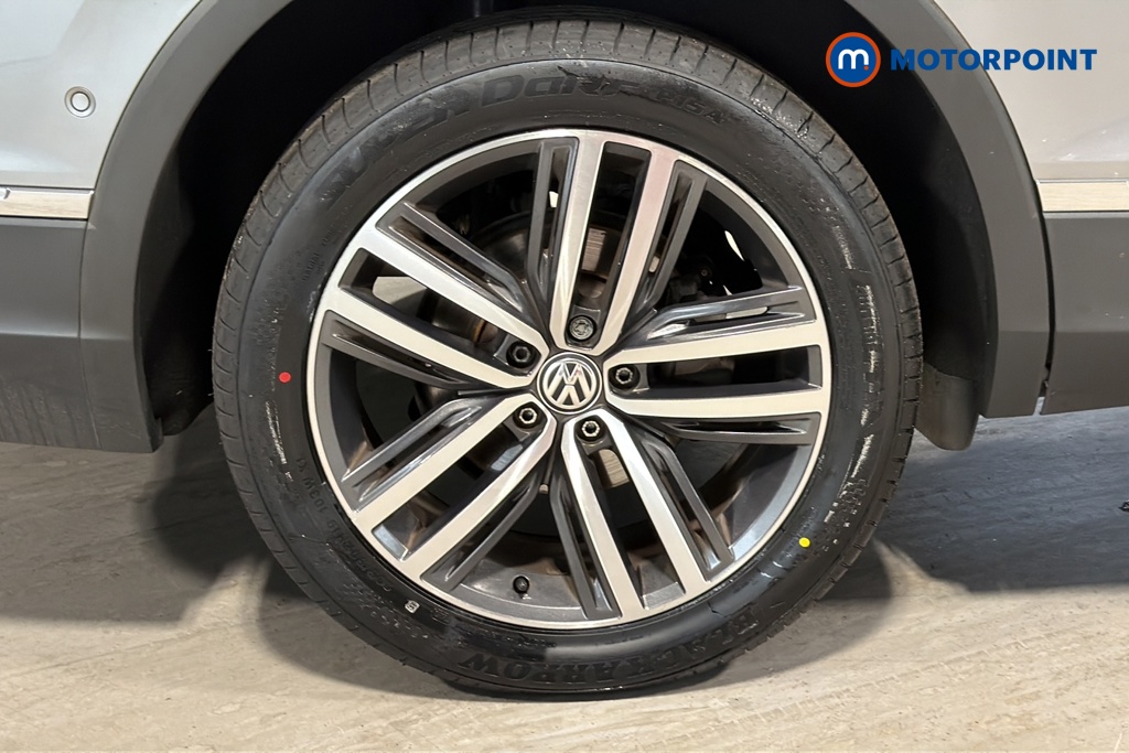 Volkswagen Tiguan Allspace R-Line Automatic Petrol SUV - Stock Number (1676339) - 46th supplementary image
