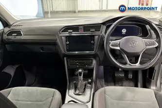 Volkswagen Tiguan Allspace R-Line Automatic Petrol SUV - Stock Number (1676339) - 1st supplementary image