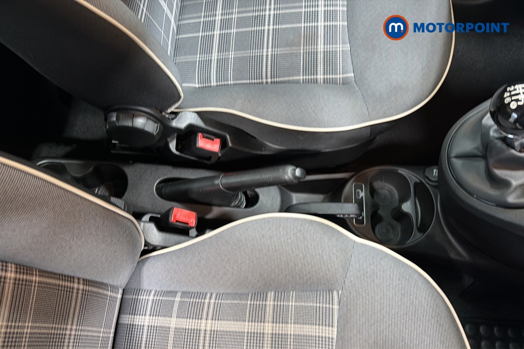 Fiat 500 Lounge Manual Petrol Hatchback - Stock Number (1676384) - 15th supplementary image