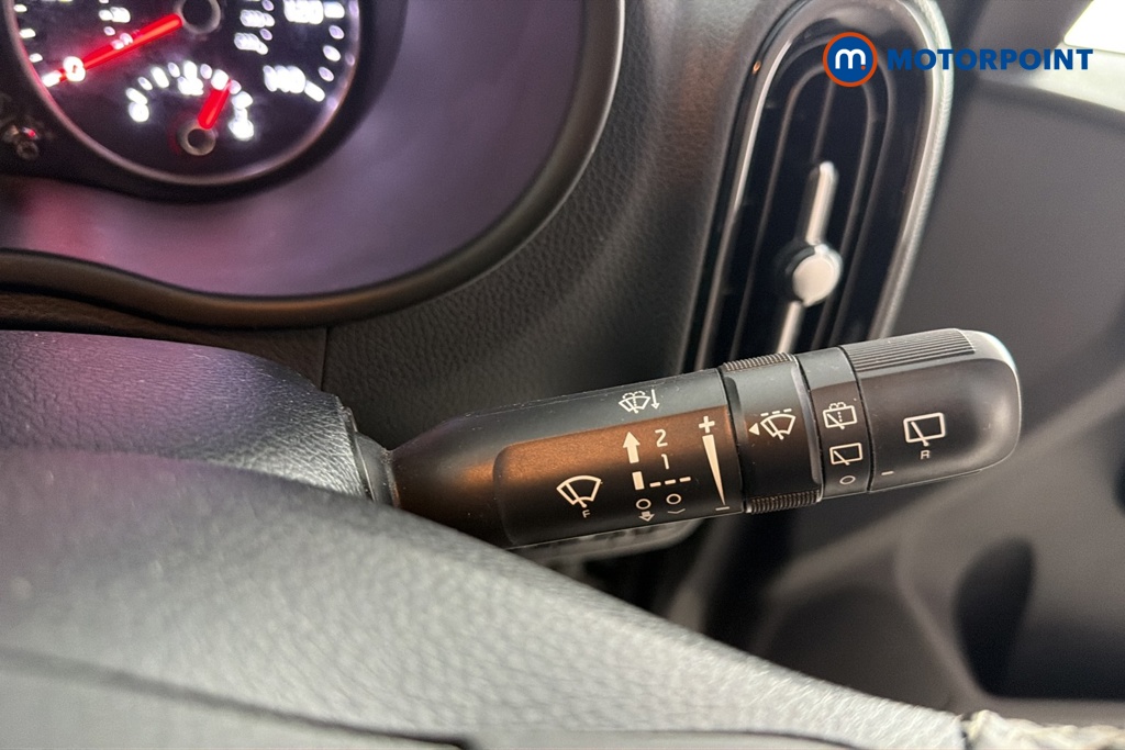 KIA Picanto Shadow Manual Petrol Hatchback - Stock Number (1677033) - 5th supplementary image