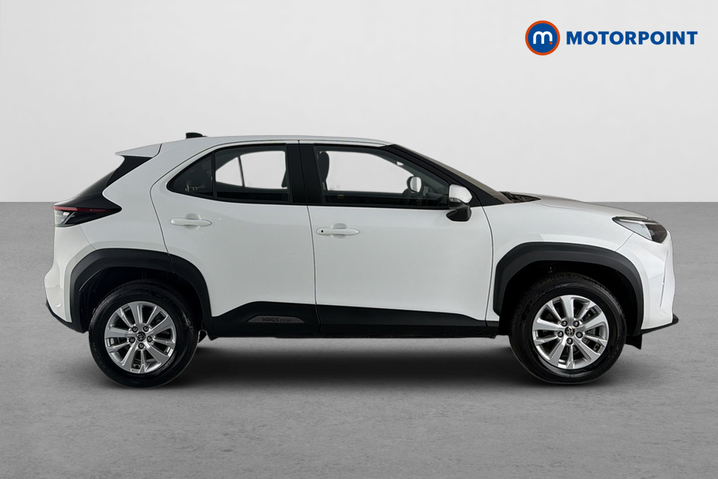 Toyota Yaris Cross Icon Automatic Petrol-Electric Hybrid Estate - Stock Number (1677588) - Passenger side
