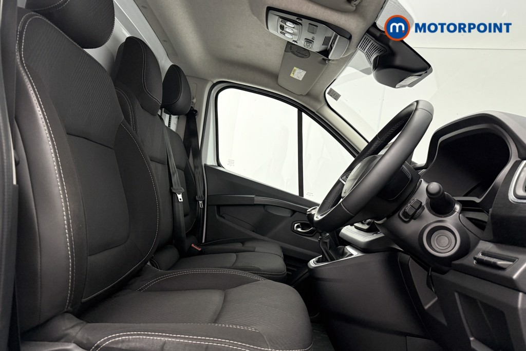 Renault Trafic Extra Sport Manual Diesel Panel Van - Stock Number (1677743) - 7th supplementary image