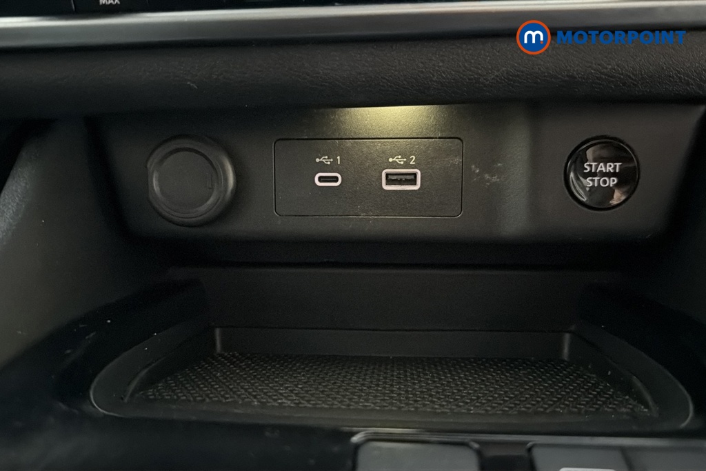 Nissan X-Trail Acenta Premium Automatic Petrol-Electric Hybrid SUV - Stock Number (1678186) - 8th supplementary image