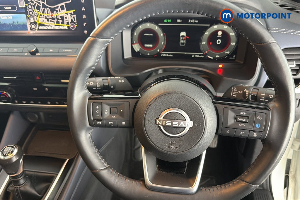 Nissan Qashqai Tekna Manual Petrol SUV - Stock Number (1678428) - 2nd supplementary image