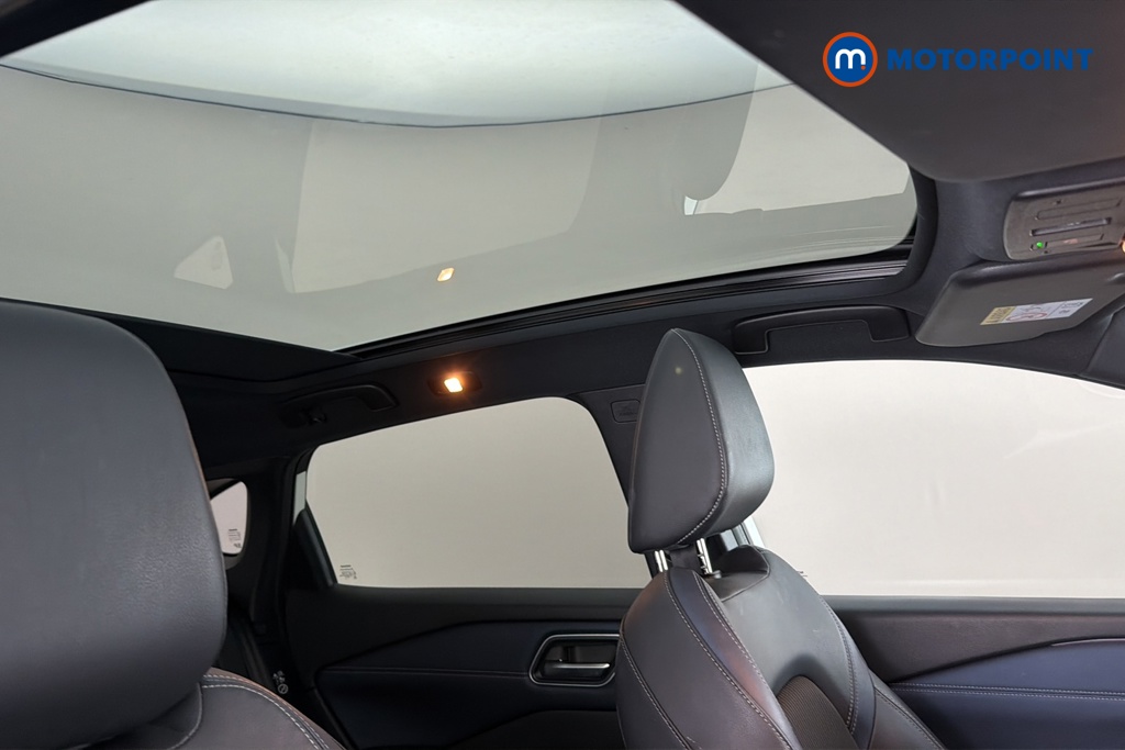 Nissan Qashqai Tekna Manual Petrol SUV - Stock Number (1678428) - 20th supplementary image