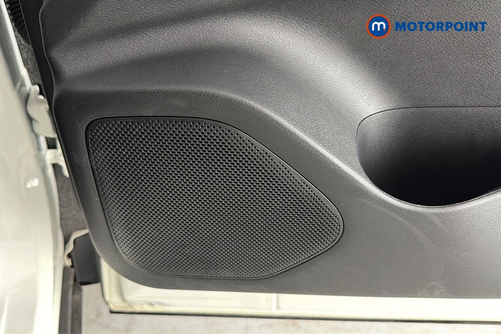 Nissan Qashqai Tekna Manual Petrol SUV - Stock Number (1678428) - 21st supplementary image