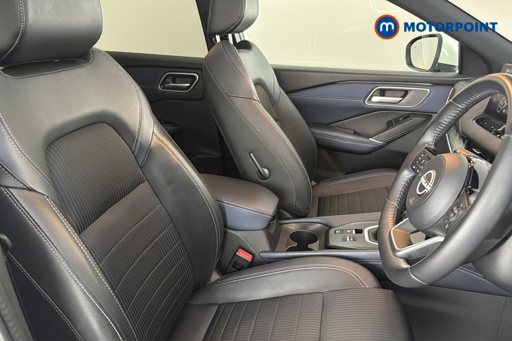 Nissan Qashqai Tekna Manual Petrol SUV - Stock Number (1678428) - 22nd supplementary image