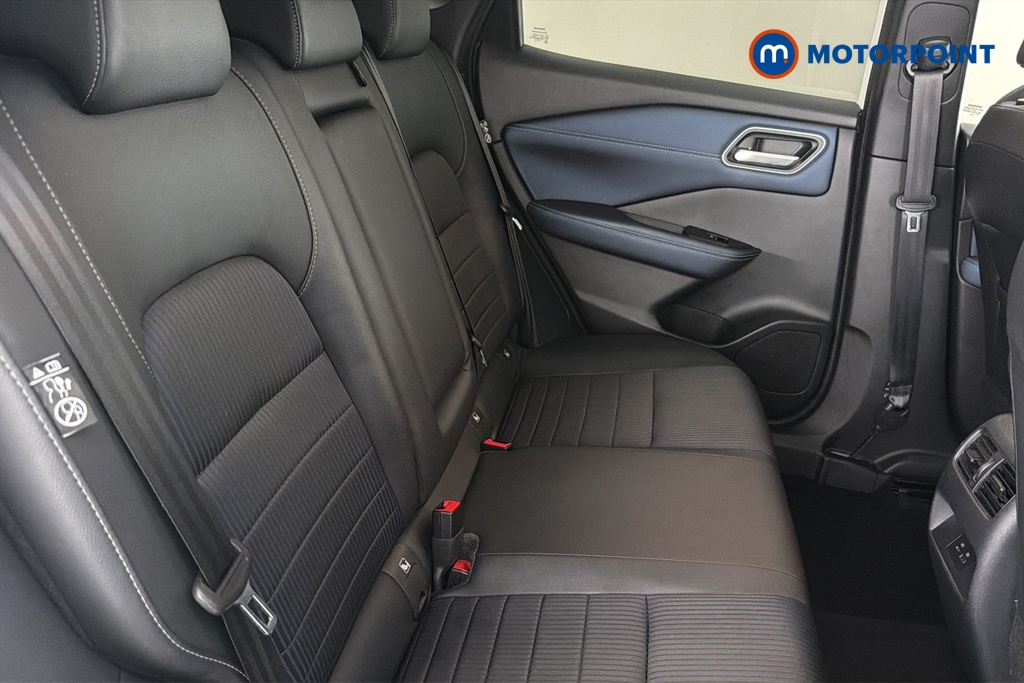 Nissan Qashqai Tekna Manual Petrol SUV - Stock Number (1678428) - 25th supplementary image