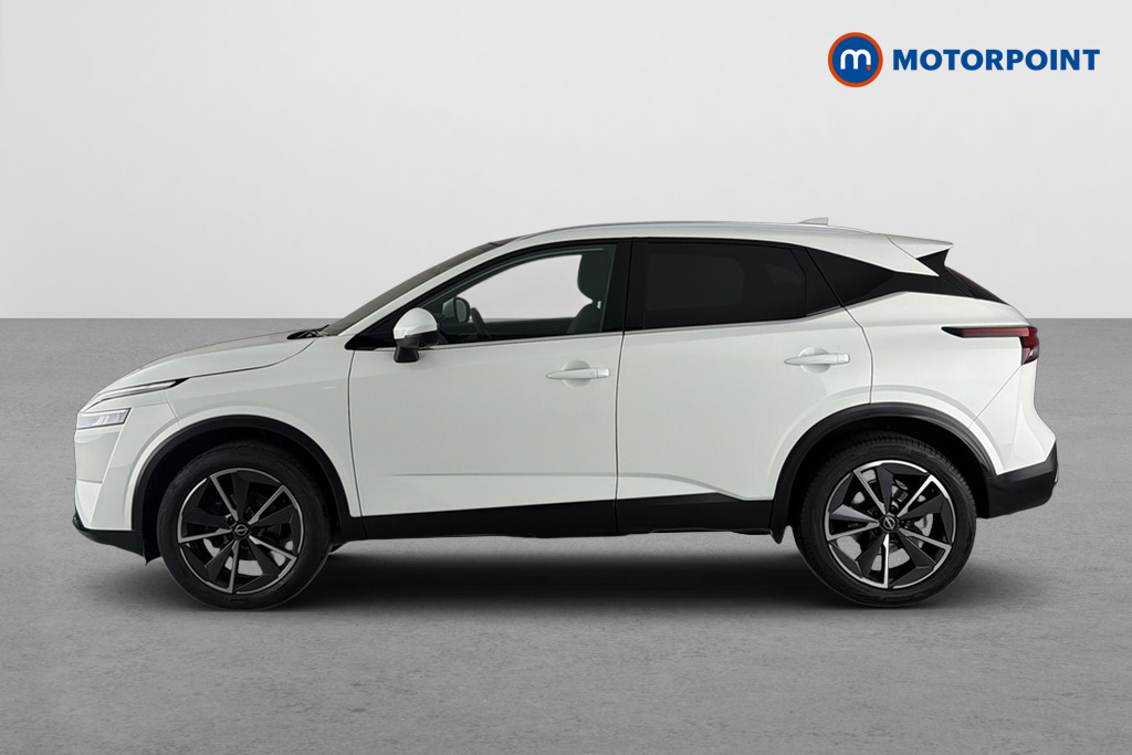 Nissan Qashqai Tekna Manual Petrol SUV - Stock Number (1678428) - Drivers side