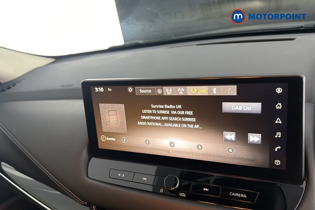 Nissan Qashqai N-Connecta Automatic Petrol SUV - Stock Number (1678430) - 8th supplementary image